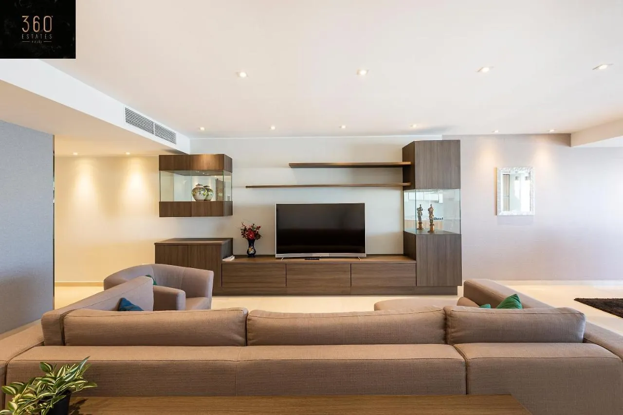 Seafront, Designer Apt With Private Terrace & Wifi By 360 Estates Pieta Apartment