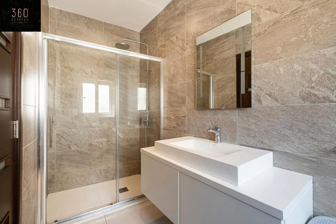 Seafront, Designer Apt With Private Terrace & Wifi By 360 Estates Pieta 0*,