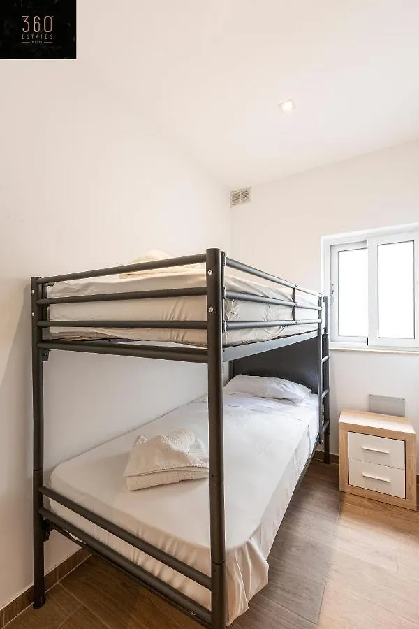 Seafront, Designer Apt With Private Terrace & Wifi By 360 Estates Pieta Malta