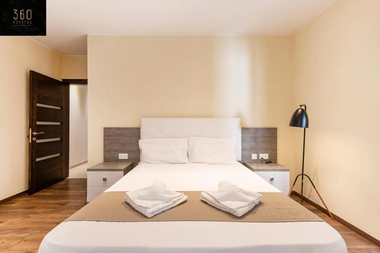 Apartment Seafront, Designer Apt With Private Terrace & Wifi By 360 Estates Pieta
